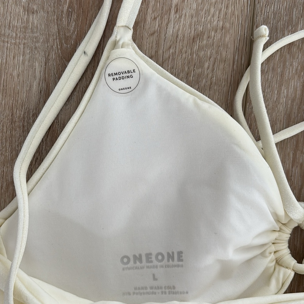 NWT✨ OneOne String Bikini - Picture 3 of 5